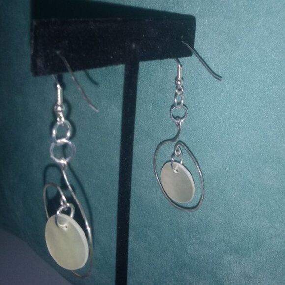 Handmade sterling silver & mother of pearl French hook dangling earrings - Picture 13 of 14